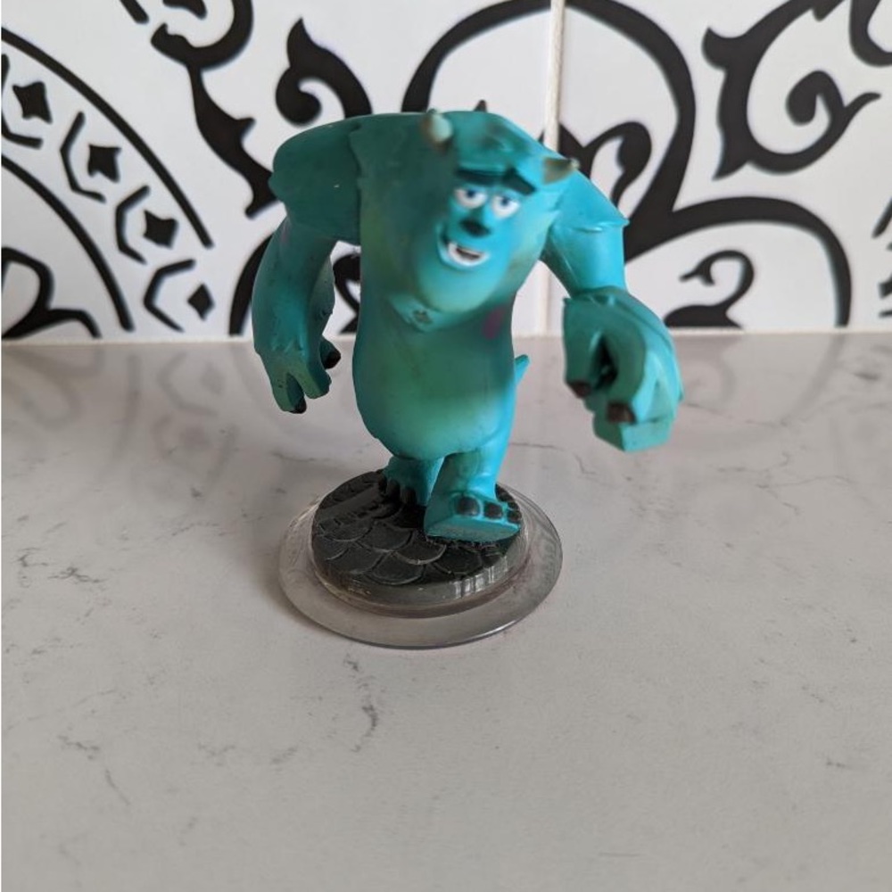 Disney Pixar Infinity 1.0 Blue Sulley Monsters Inc Character Figure